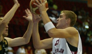 Artūrs Štālbergs looks for a shot during Sunday's game between Latvia and Germany.