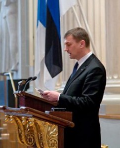 Estonian Prime Minister Andrus Ansip attacked the utilty of the "social" jobs, saying they undermined the principles of the free market.
