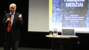 National Geographic Executive Vice President Terrence Adamson presents the first Lithuanian language edition of the magazine to a crowd of Lithuanian academics, celebrities and journalists Sept 24. Photo by Nathan Greenhalgh.