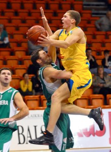 Janis Strelnieks takes a jumper, helping lead Ventspils in their victory over Valmiera. Photo used courtesy of the Europa League.