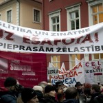 Students at Tuesday's Saeima protest. Photo by Thorsten. Chr. Pohlmann.