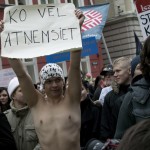 Students at Tuesday's Saeima protest. Photo by Thorsten. Chr. Pohlmann.