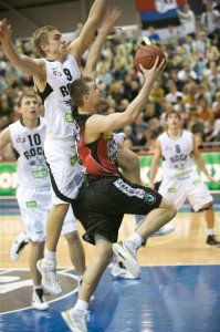 Lietuvos Rytas forward Artūras Jomantas shoots a layup while playing Rock. Photo used courtesy of BBL.